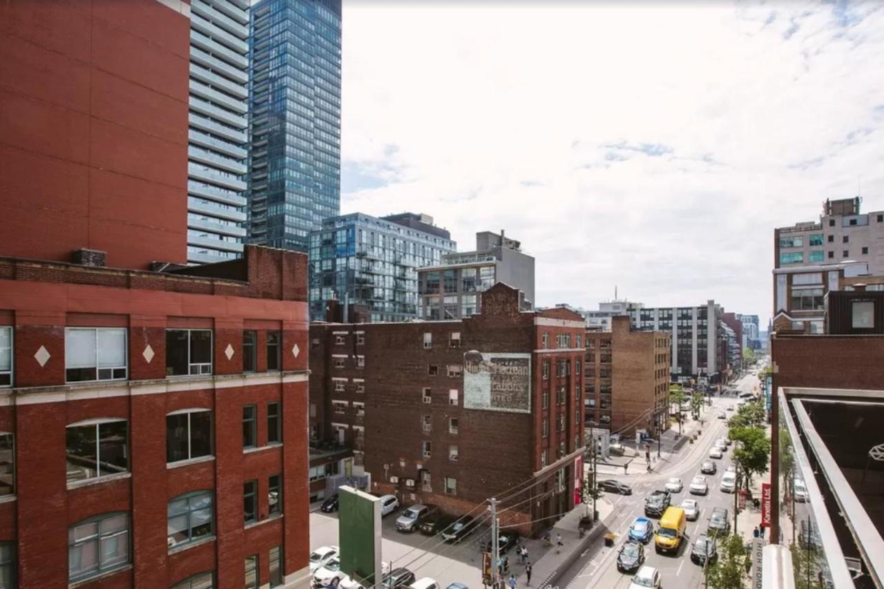 Sonder The Slate Hotel Toronto Exterior photo